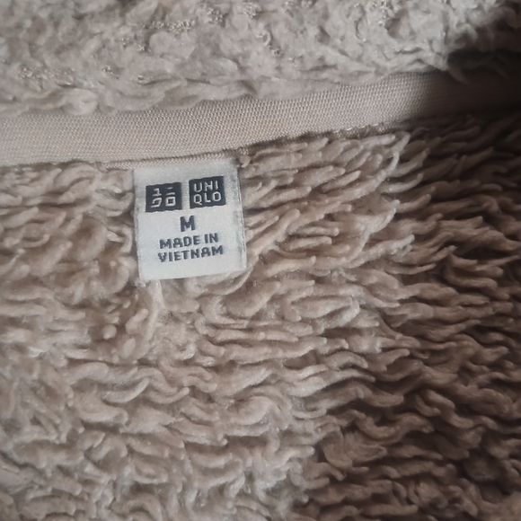 Uniqlo Women's Cream Teddy Jacket - Picture 2 of 5